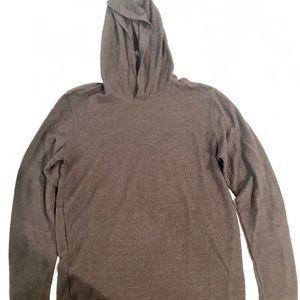 💥2/$20 SALE‼️ Levi’s hooded shirt